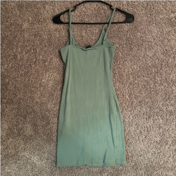 Green Ribbed Dress - Picture 2 of 4
